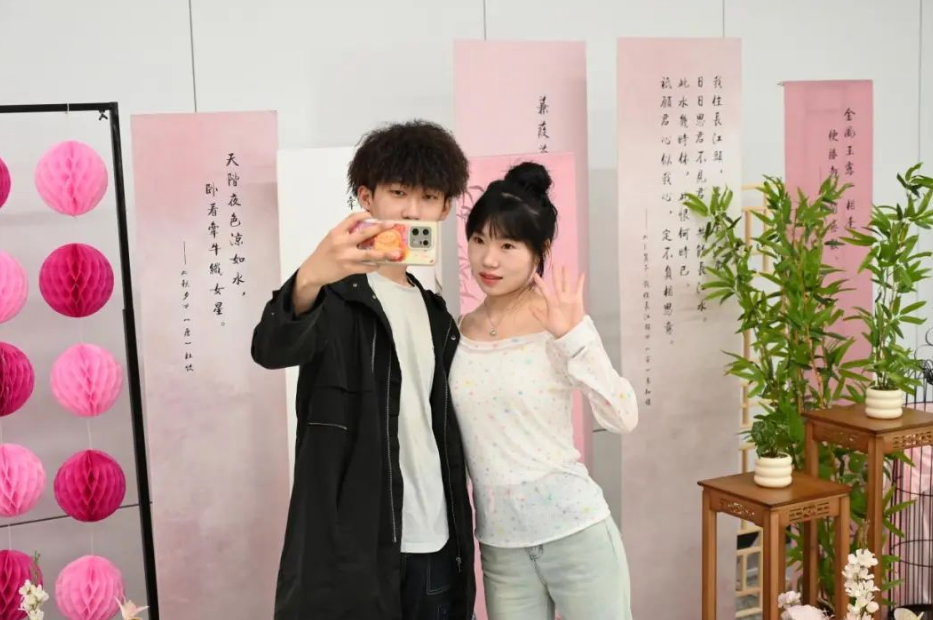 1723427622497402.png image.png