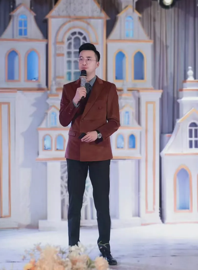 1754977113776757.png image.png