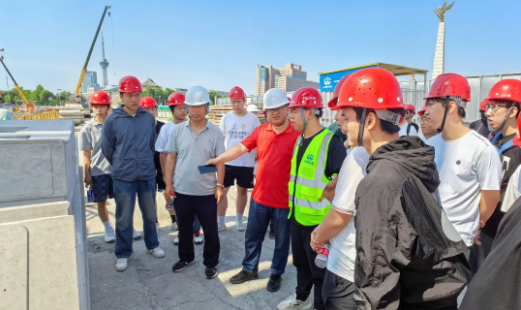 长春工程学院师生走进轨道交通5号线七工区参观学习