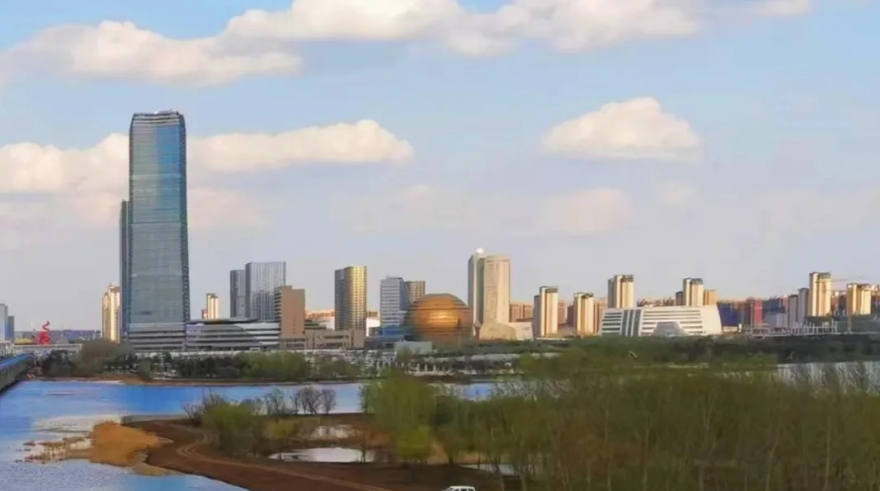 轨道交通8号线：新区观“新景” 公园去“遛娃”