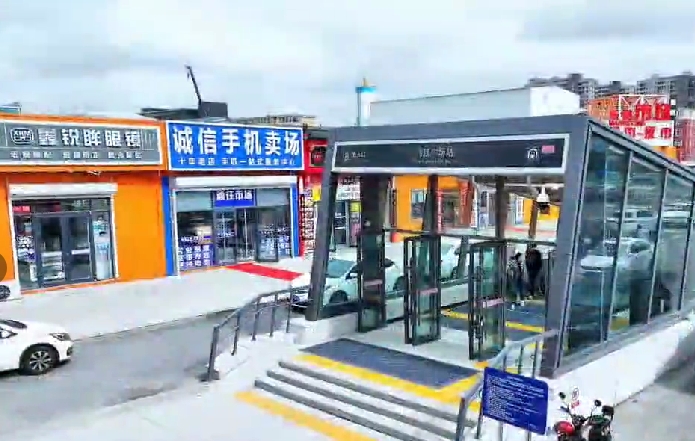 一站一景 美丽出行 | 米兰体育中国官方网站 - AC Milan Sports
6号线——飞跃广场站